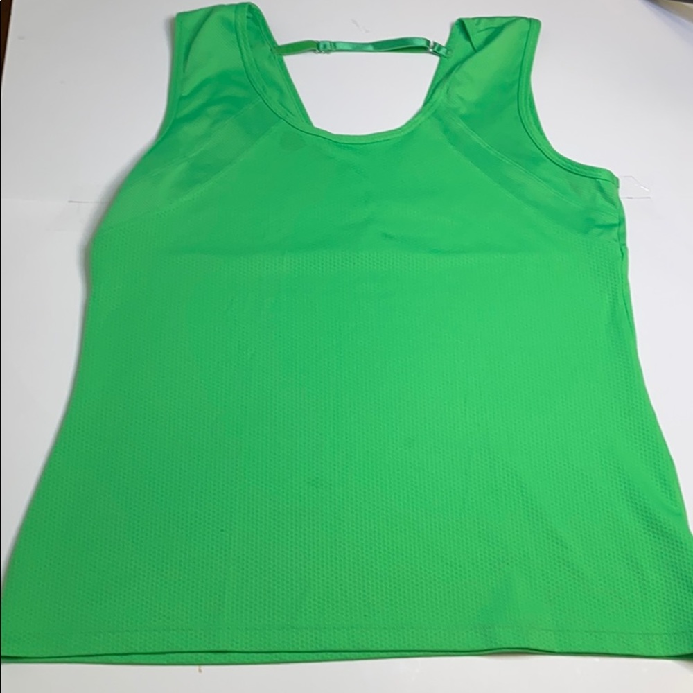 Ladies be inspired active top size large